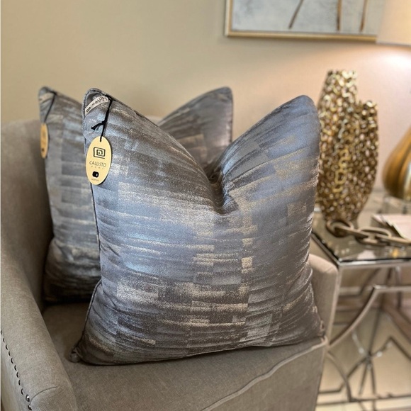 1-NWT CALLISTO HOME DECORATIVE PILLOW (Please read description for details) - Picture 10 of 13